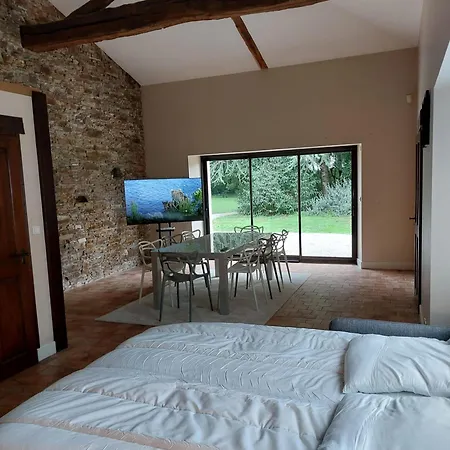 Вилла Manoir De L'aubiniere *