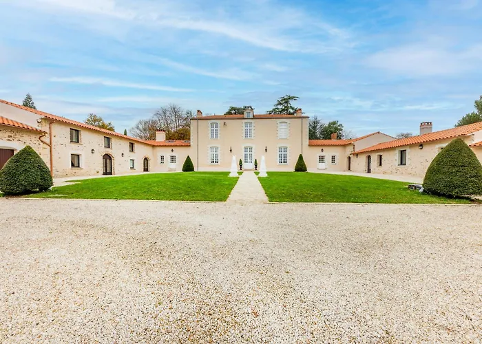 Manoir De L'aubiniere Villa *