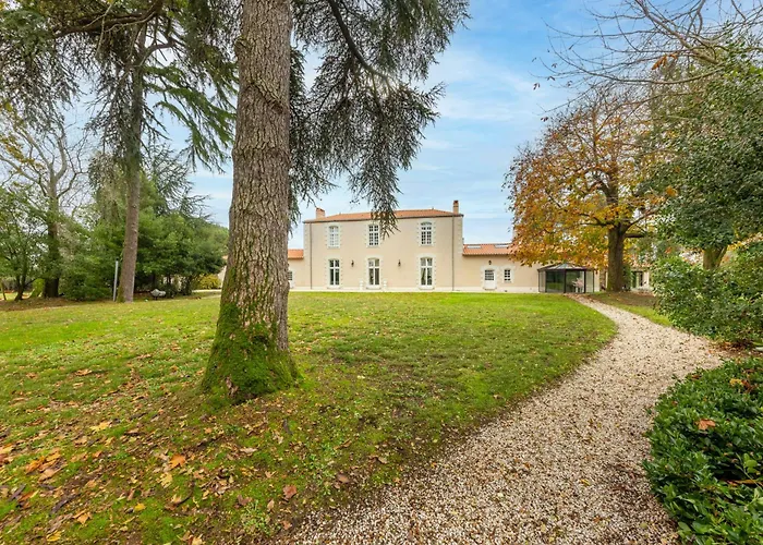 Villa Manoir De L'aubiniere *