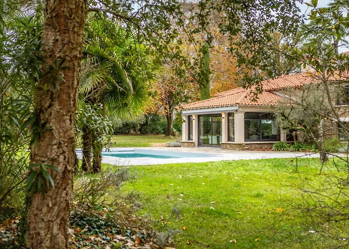 Manoir De L'aubiniere * Saint-Julien-de-Concelles